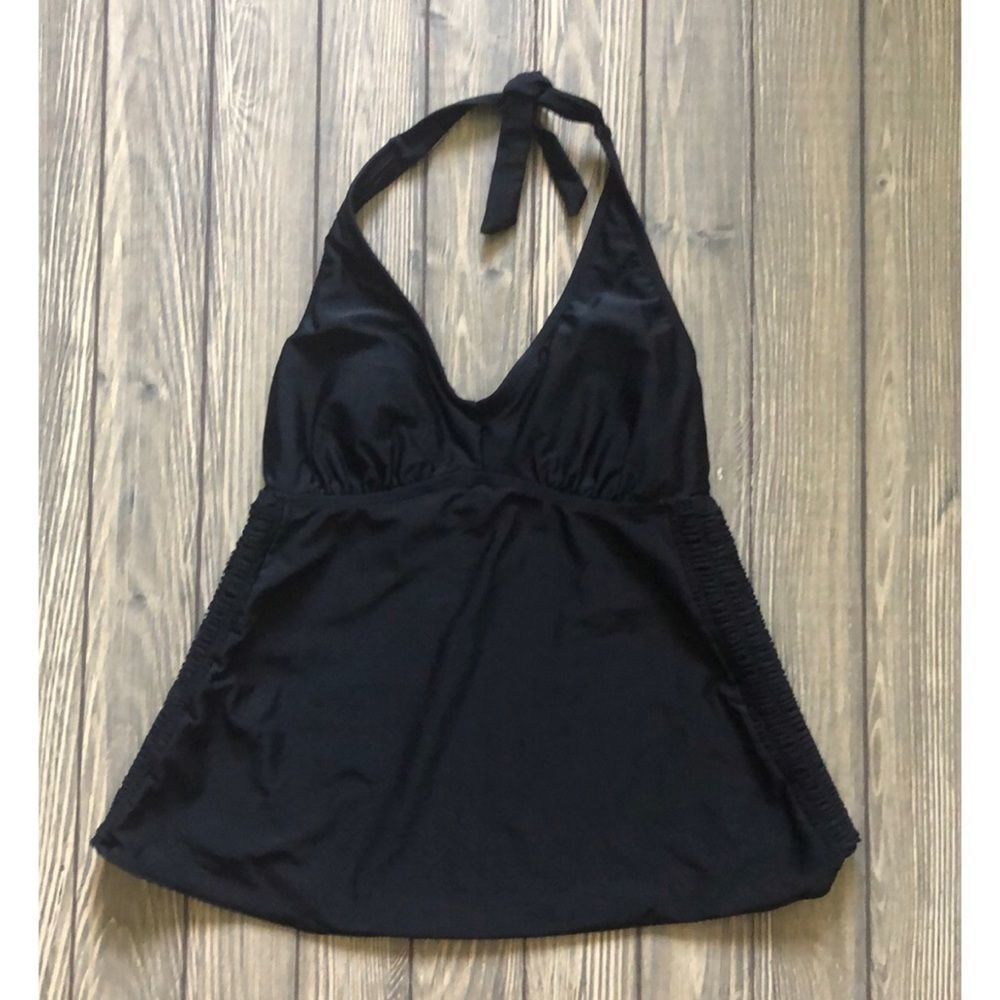Liz Lange Maternity size Small Swim top